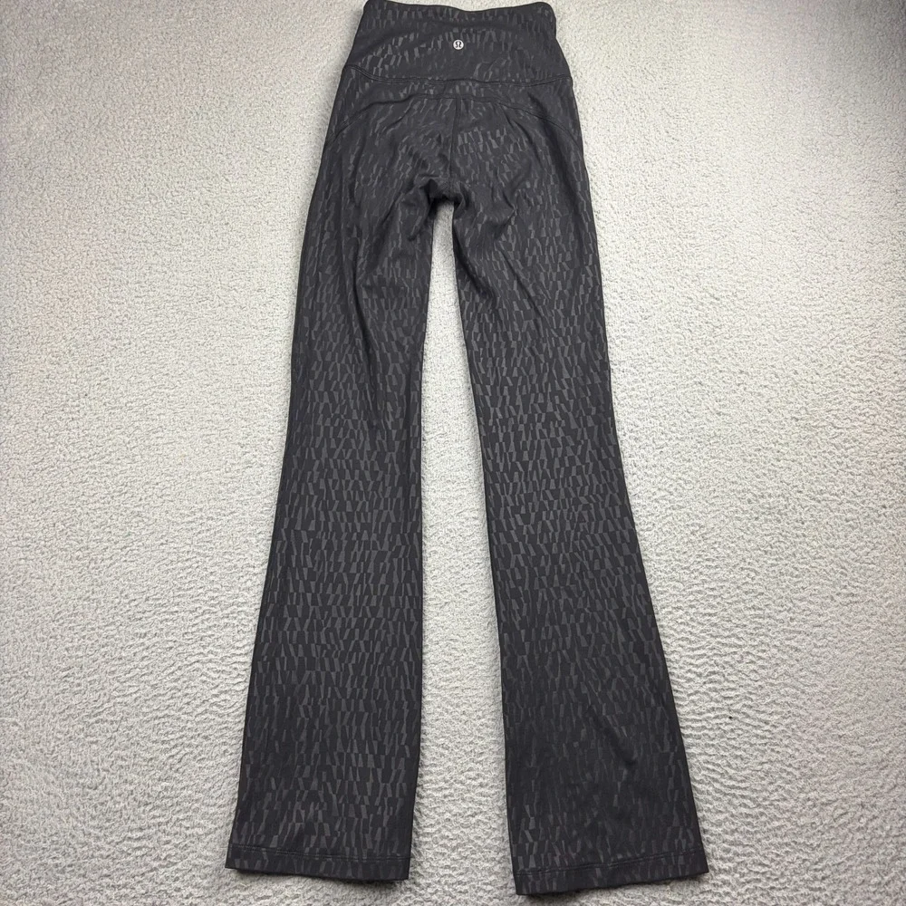 Lululemon Groove Super High Rise Flare Leggings Sz 2 Segment Embossed Nulu Pants